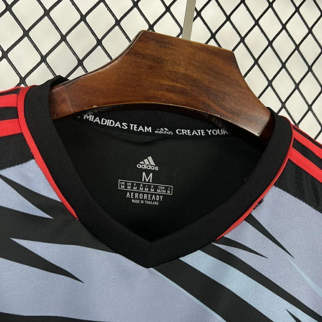 Camiseta S L B retro tercera GRIS y NEGRA 2021/22