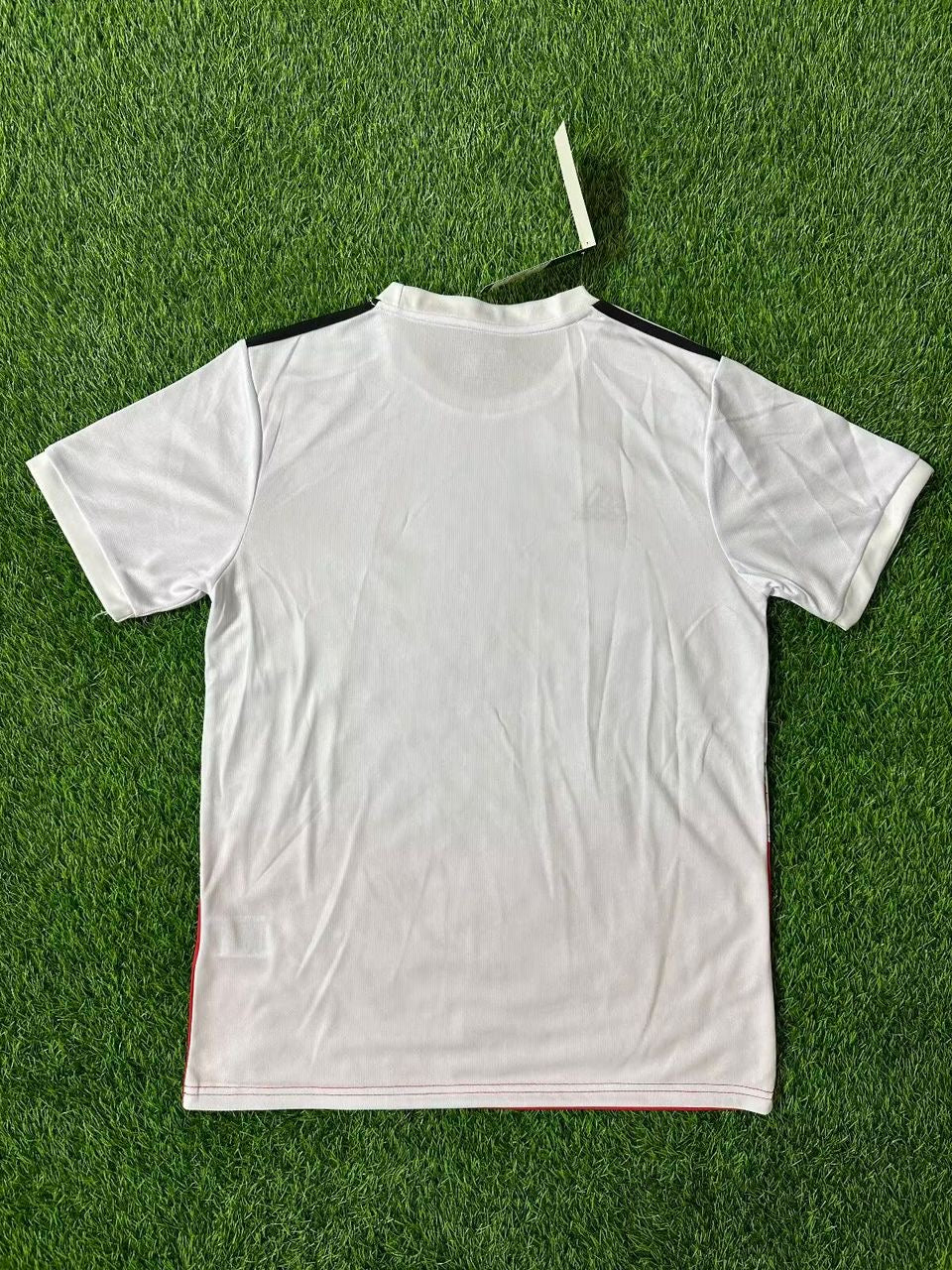 Camiseta S L B concept ÁGUILA blanca y roja 2025/26 - exclusiva