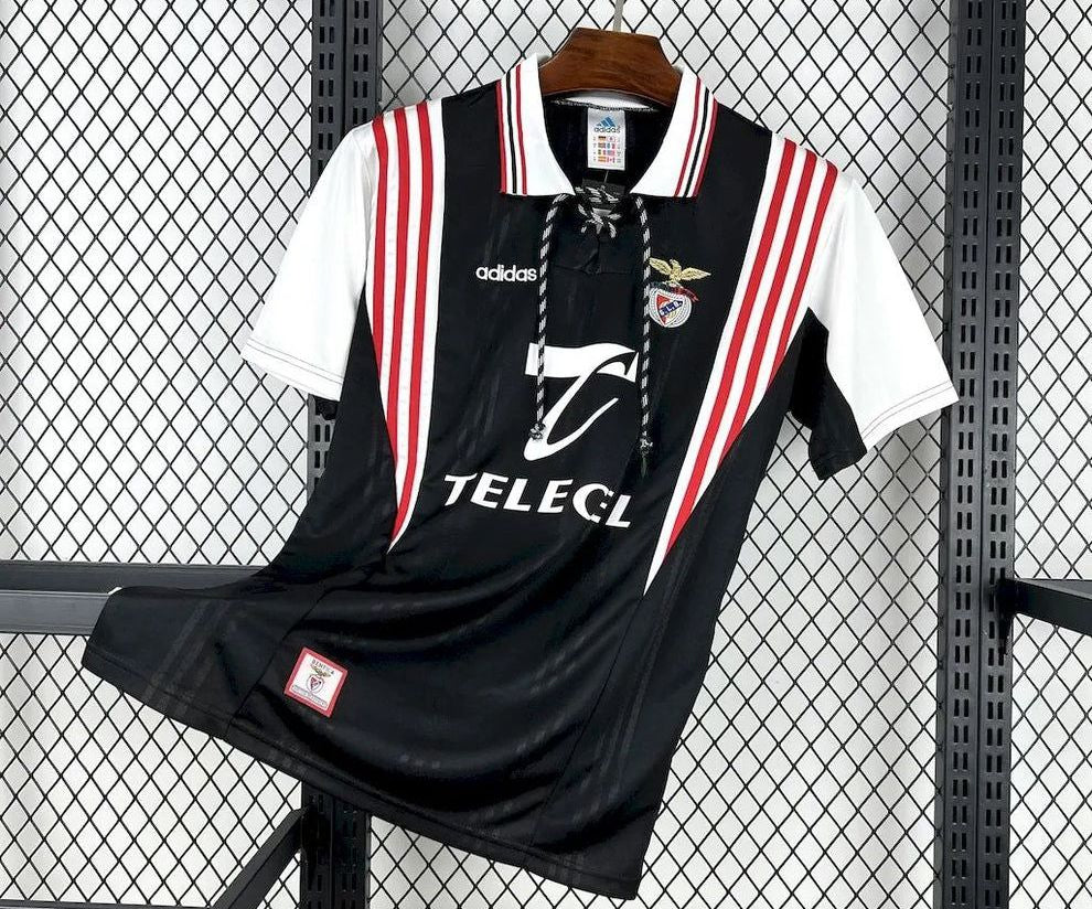 Camiseta retro negra alternativa 1997/98