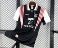 Camiseta retro negra alternativa 1997/98