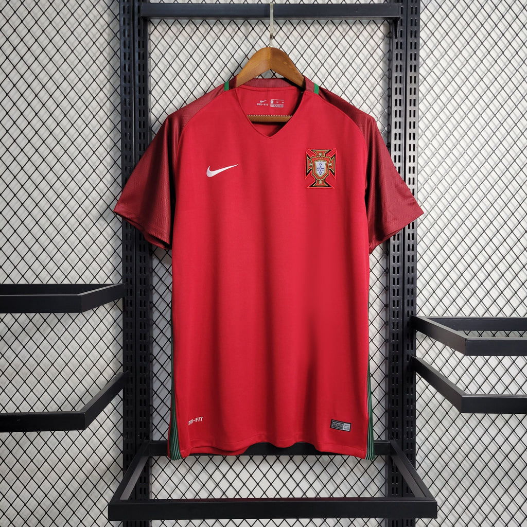 Camiseta Portugal roja retro 2016/17