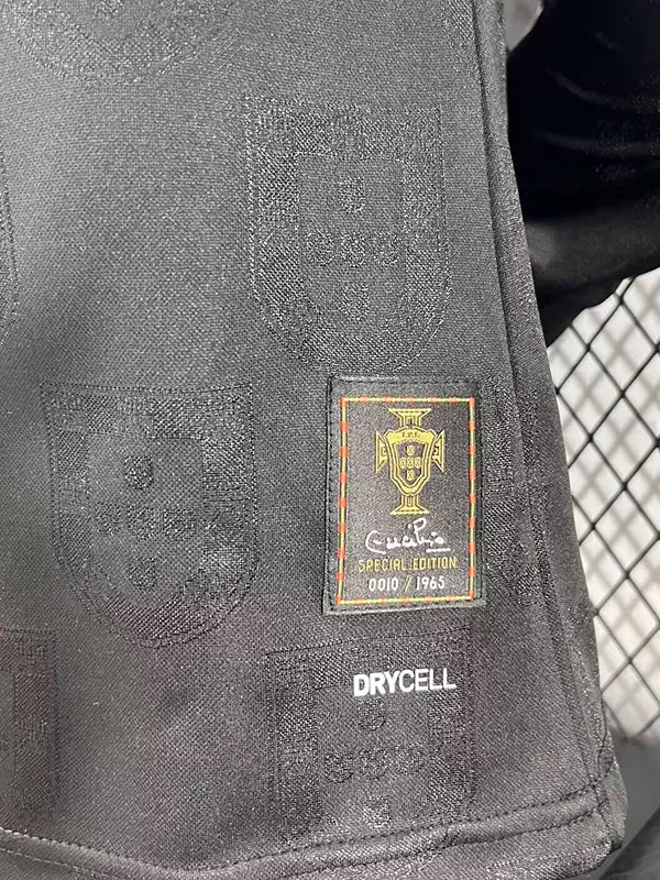 Camiseta Selección de Portugal MANGA LARGA edición especial pantera negra EUSÉBIO 2026/27 PLAYER - AUTHENTIC