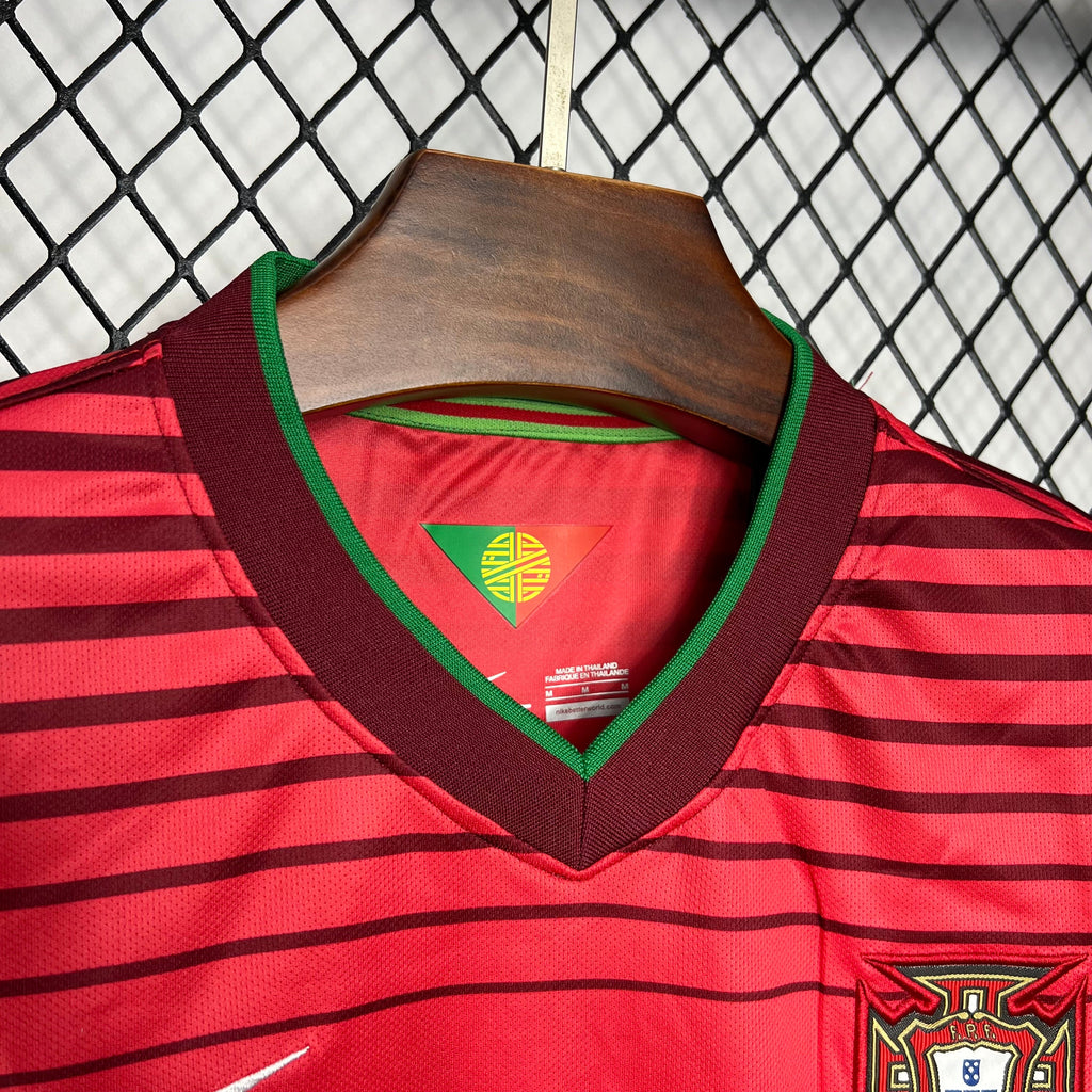 Camiseta Portugal roja retro 2014