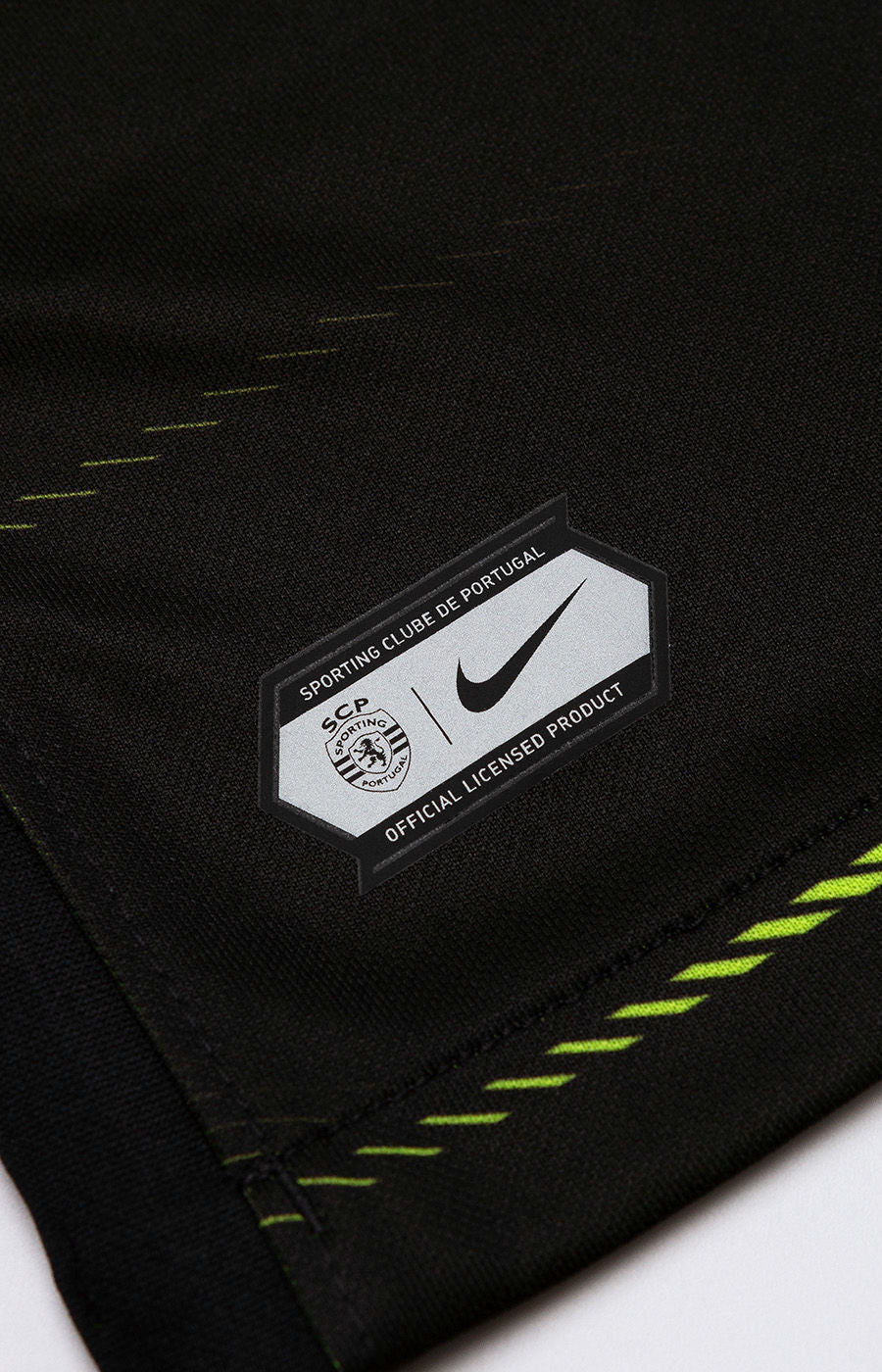Camiseta alternativa 2022/23 Negra y Verde retro