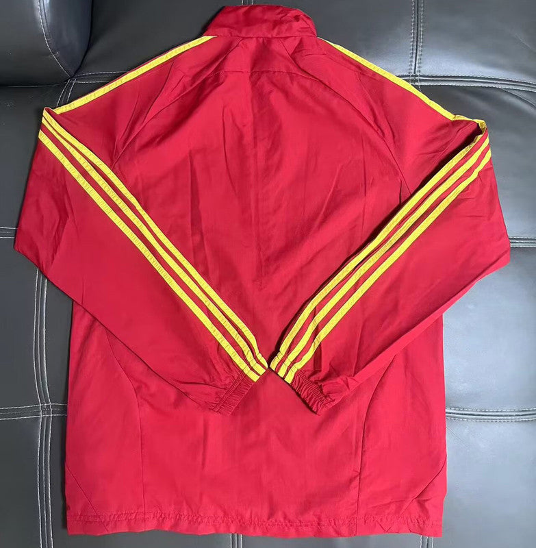 Chaqueta rojo y amarillo 2026/27 cierre completo
