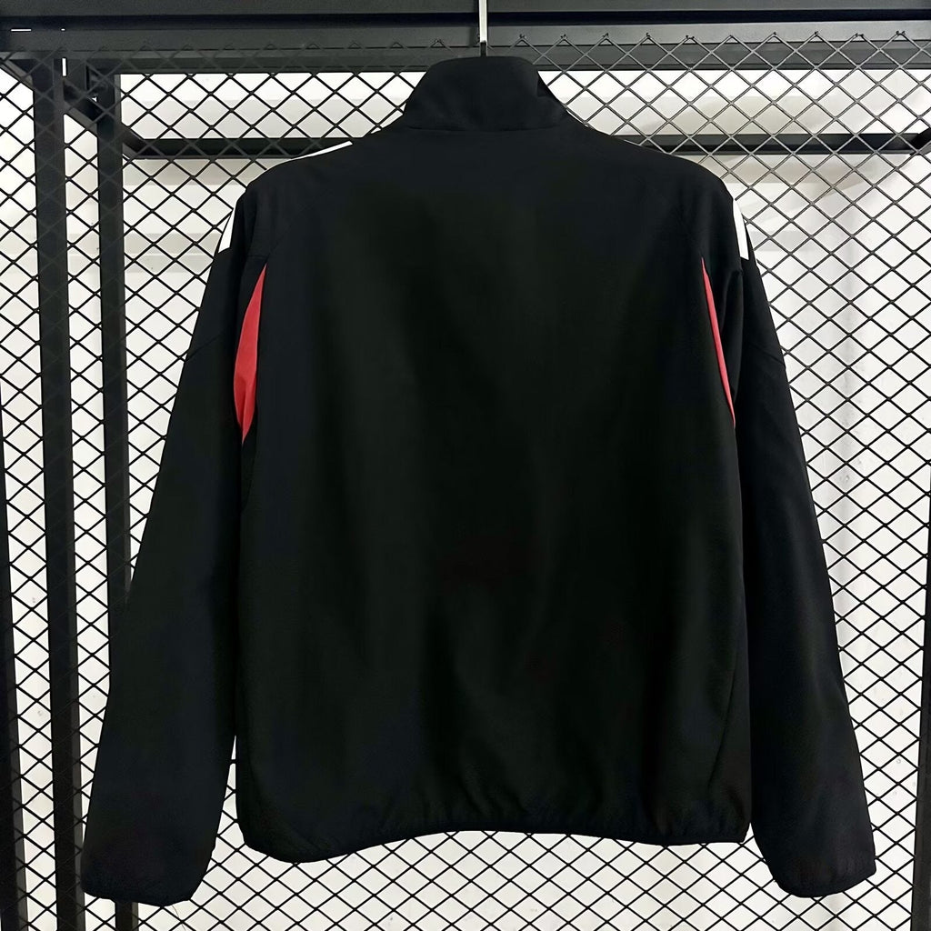 Chaqueta negro y rojo 2025/26 cierre completo