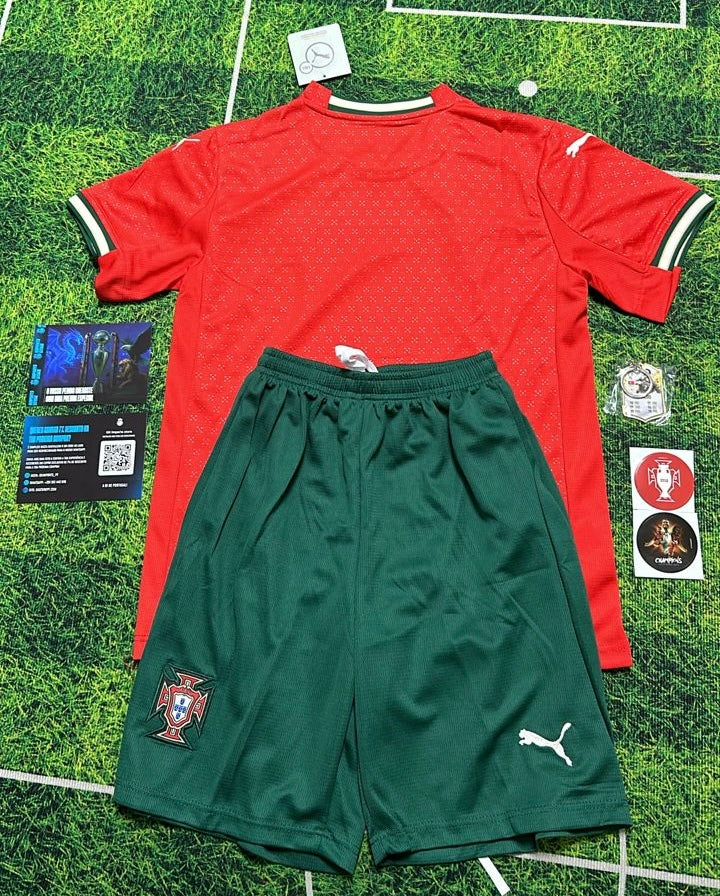 Conjunto infantil Selección de Portugal rojo principal 2025