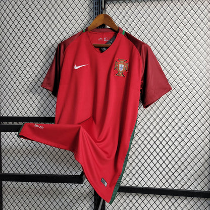 Camiseta Portugal roja retro 2016/17
