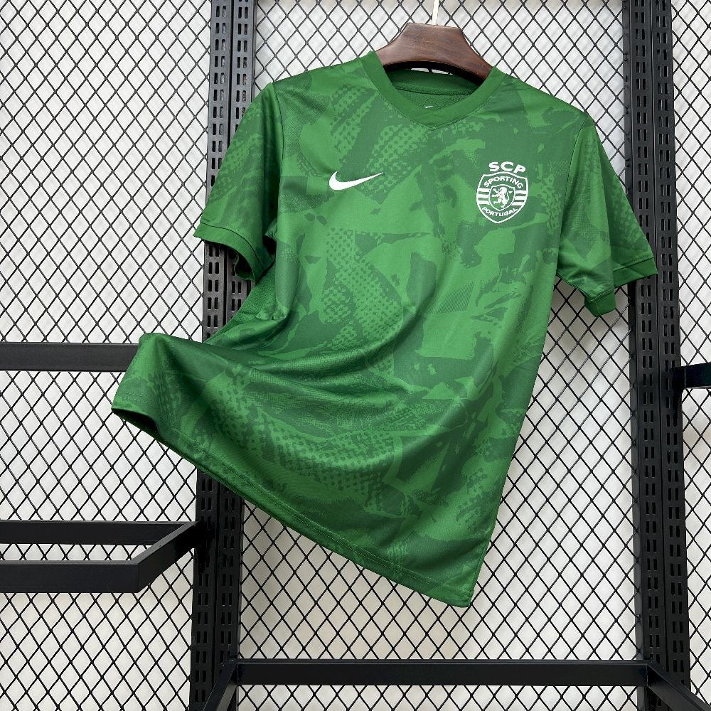 Camiseta pre-partido verde 2025/26