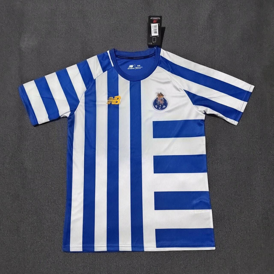 Camiseta pre-partido azul/blanco 2024/25