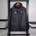 Chaqueta negra 2025/26 cierre completo