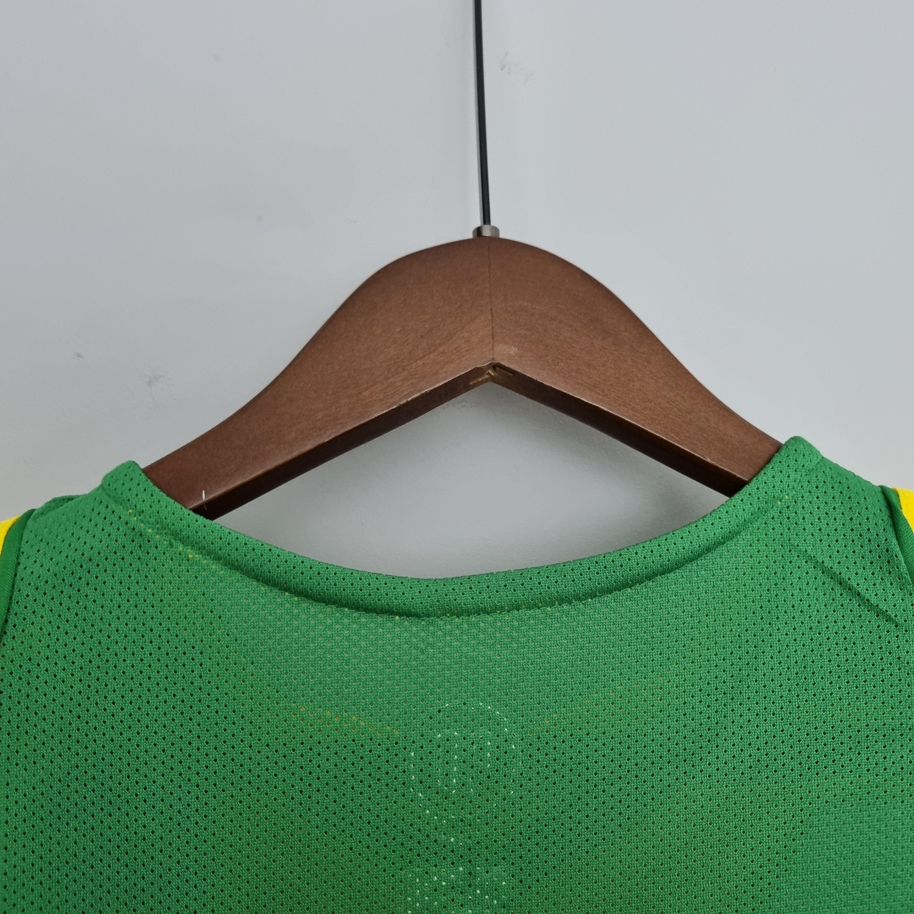 Camiseta Retro Selección Brasil 2004/06 Local