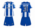 Conjunto infantil CAMPEONES 31 primeiro equipación azul y blanco 2025/26 - LANZAMIENTO PRINCIPAL