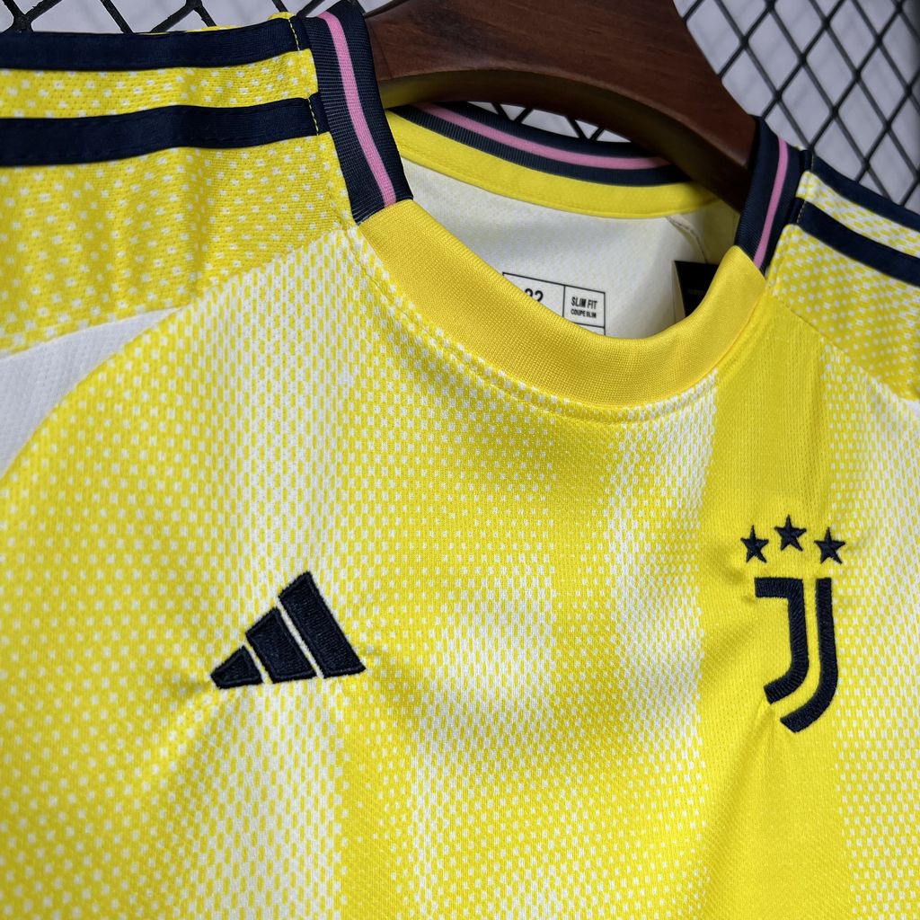 Conjunto Infantil Juventus Visitante 2024/25