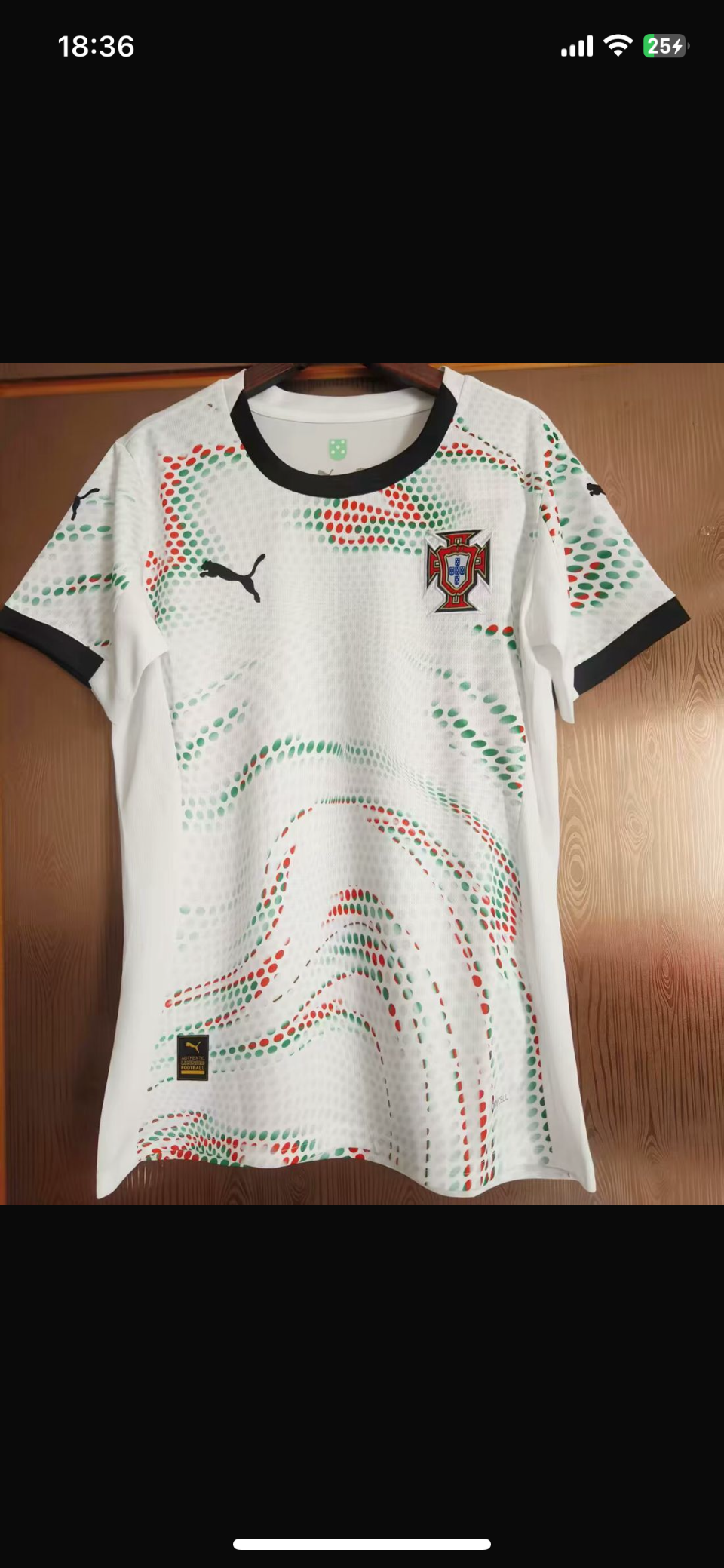 Camiseta Femenina Selección de Portugal blanca alternativa 2025