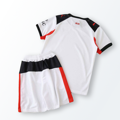 Conjunto Infantil Milan alternativo blanco 2025/26