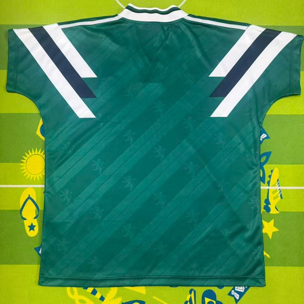 Camiseta VINTAGE retro verde AÑOS 90 - 2025/26
