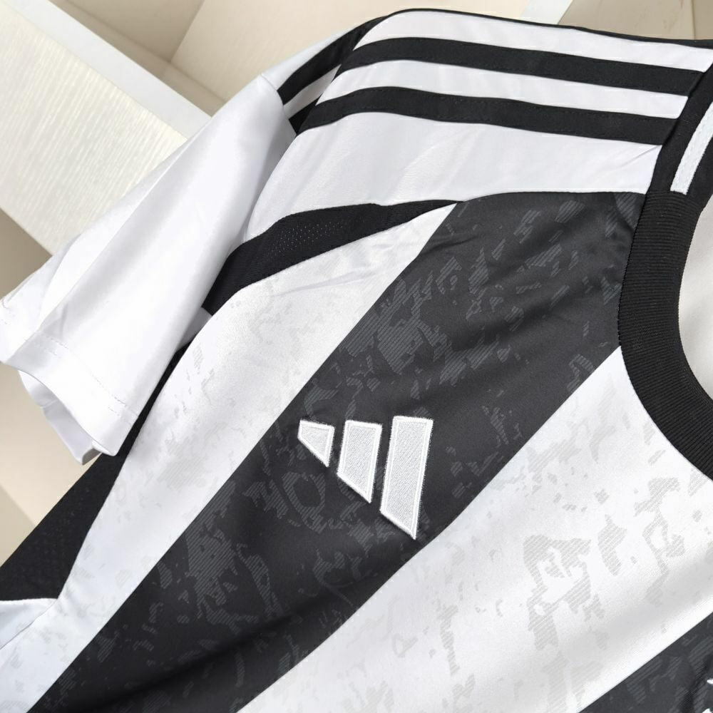 Camiseta Juventus Local 2024/25