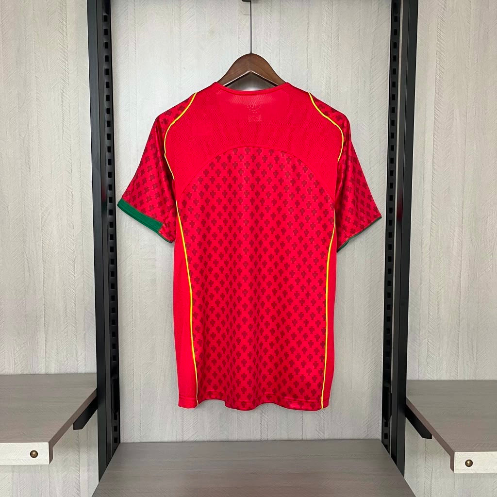 Camiseta Portugal retro roja 2004