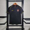 Camiseta Portugal retro negra 2006