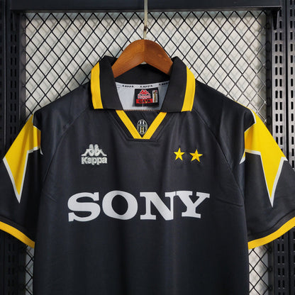 Camiseta Juventus retro 95/96