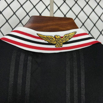 Camiseta retro negra alternativa 1997/98