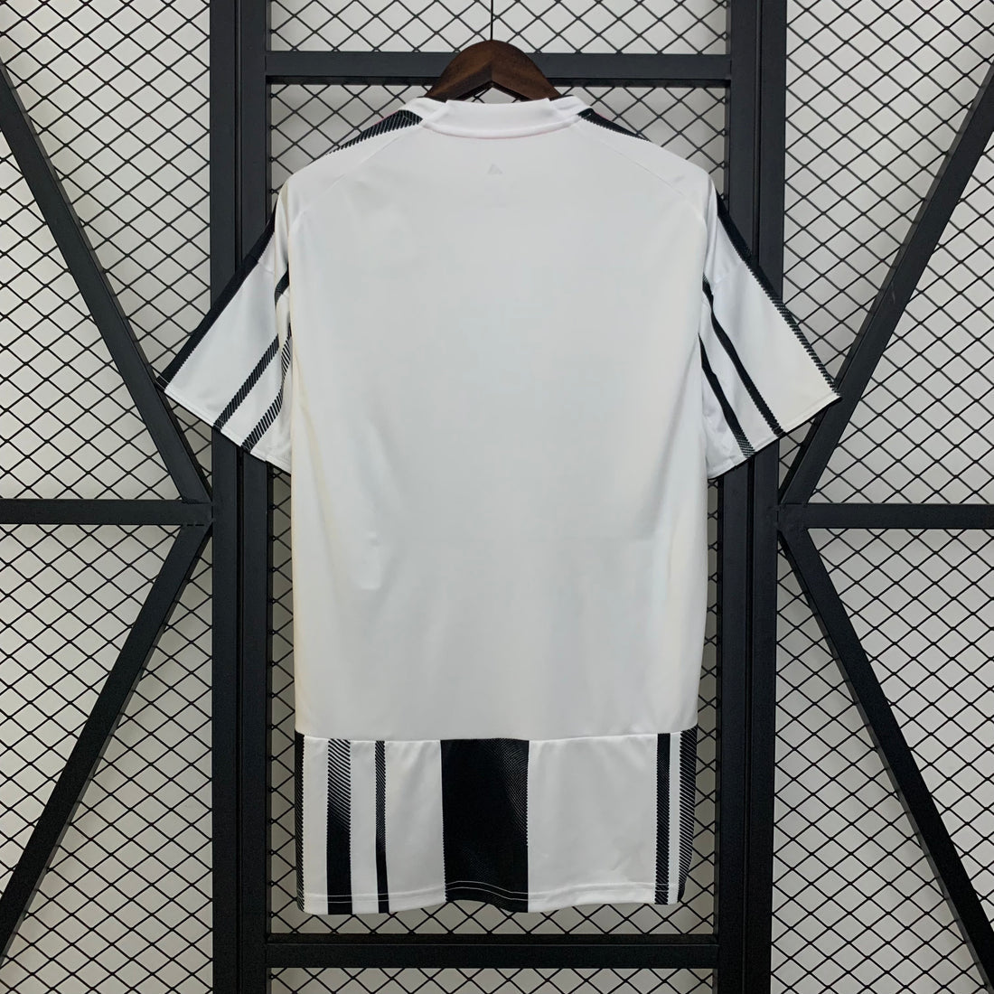 Camiseta Juventus Home 2025/26