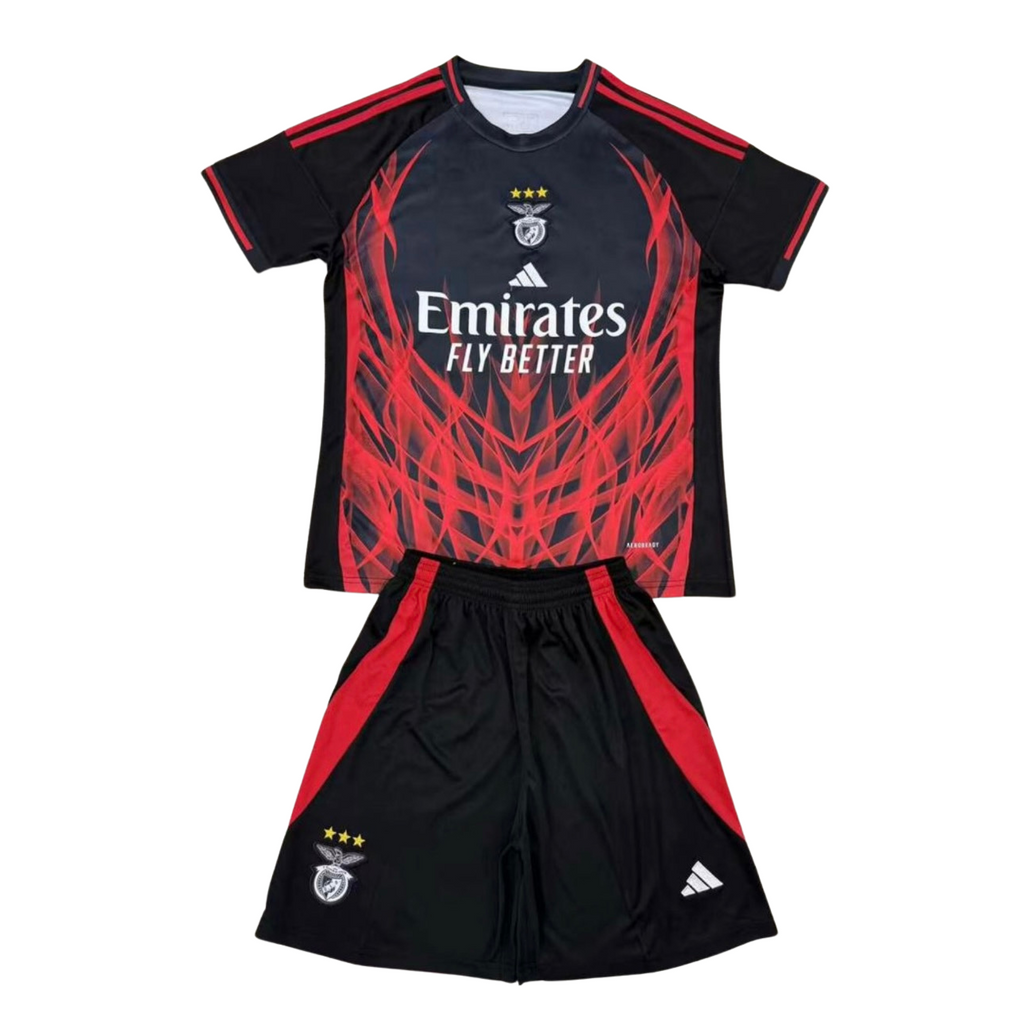 Conjunto infantil concept negra y roja 2025/26