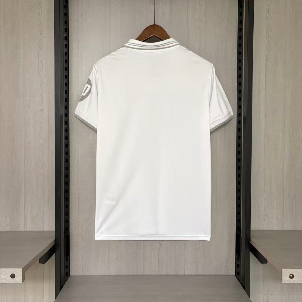 Camiseta Real Madrid especial aniversario blanca 2026/27