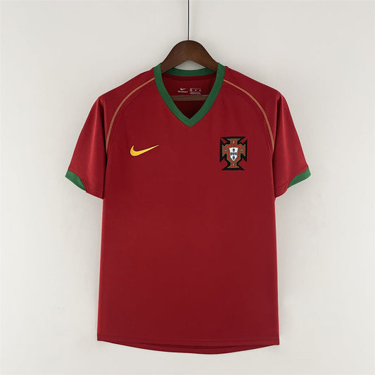 Camiseta Portugal retro roja 2006/07