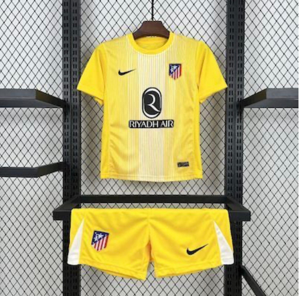 ATLÉTICO DE MADRID PORTERO 25/26 CONJUNTO INFANTIL