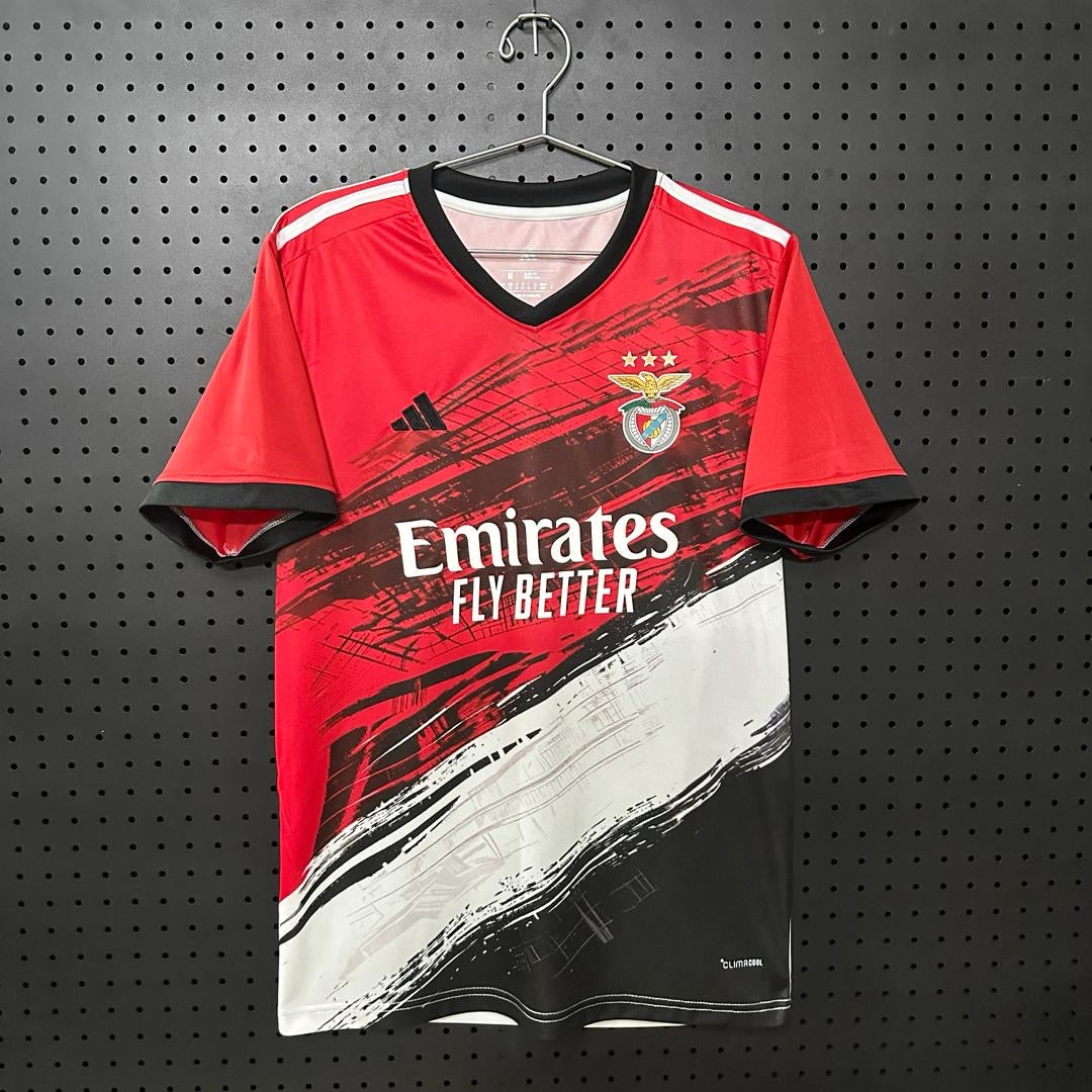 Camiseta concept exclusiva roja, blanca y negra 2026/27 - LANZAMIENTO