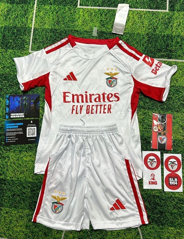 Conjunto infantil alternativo blanco 2025/26