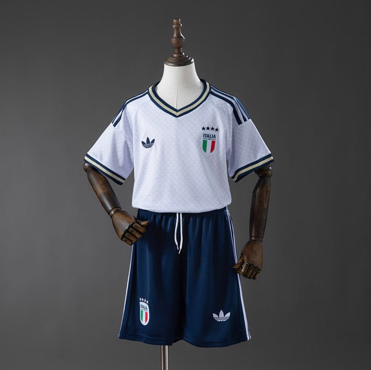 Conjunto infantil Selección Italia alternativa blanca COPA DEL MUNDO 2026