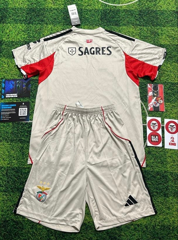 Conjunto infantil SECUNDARIO beige 2025/26