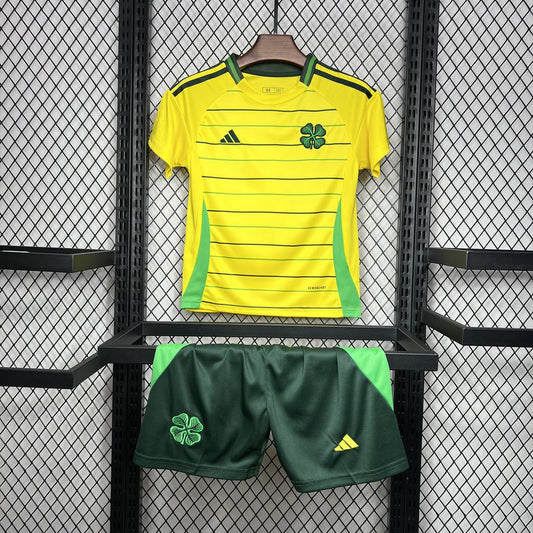 Conjunto Infantil Celtic Visitante 2024/25