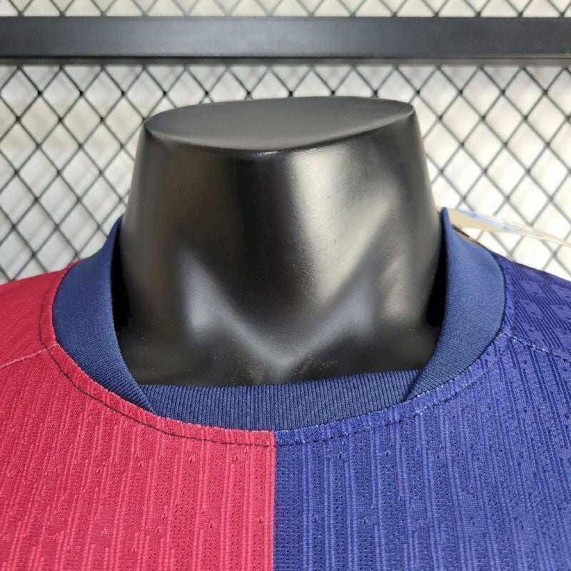 Camiseta Barcelona home azul y roja 2024/25 TRAVIS SCOTT - PLAYER