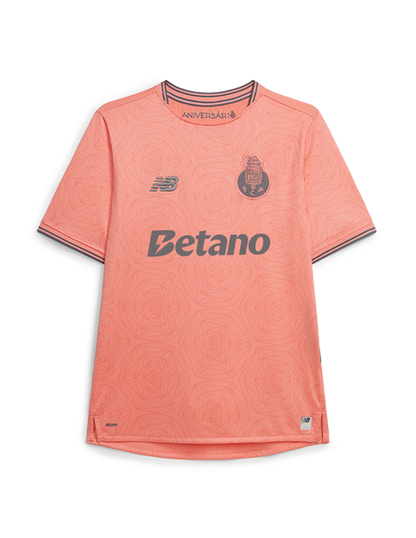 Camiseta segundo equipación rosa 2025/26 síbolo bordado