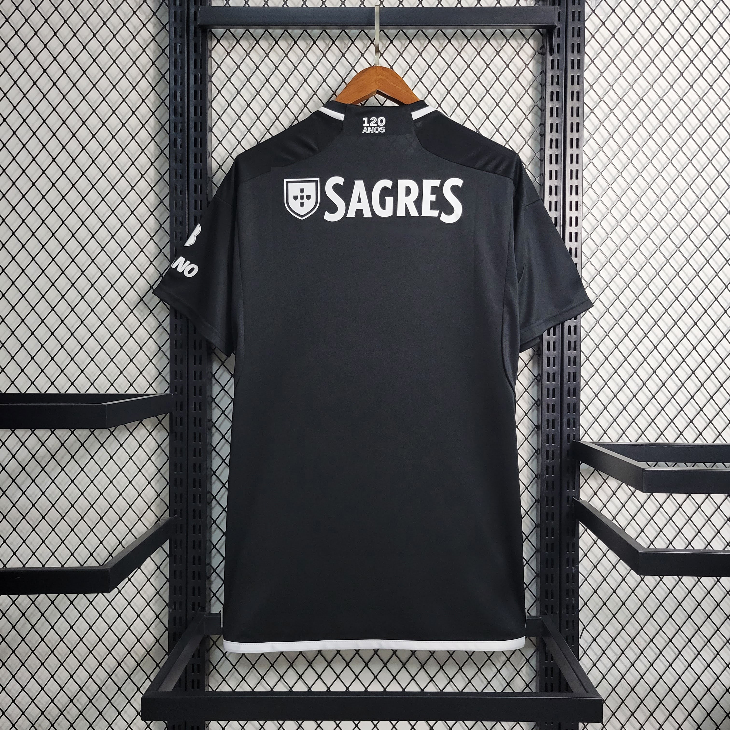 Camiseta S L B retro alternativa negra 2023/24
