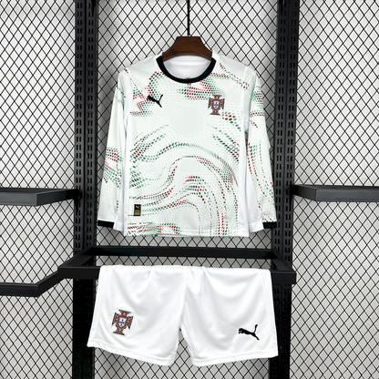 Conjunto infantil MANGA COMPRIDA Selección Portugal blanco alternativo 2025