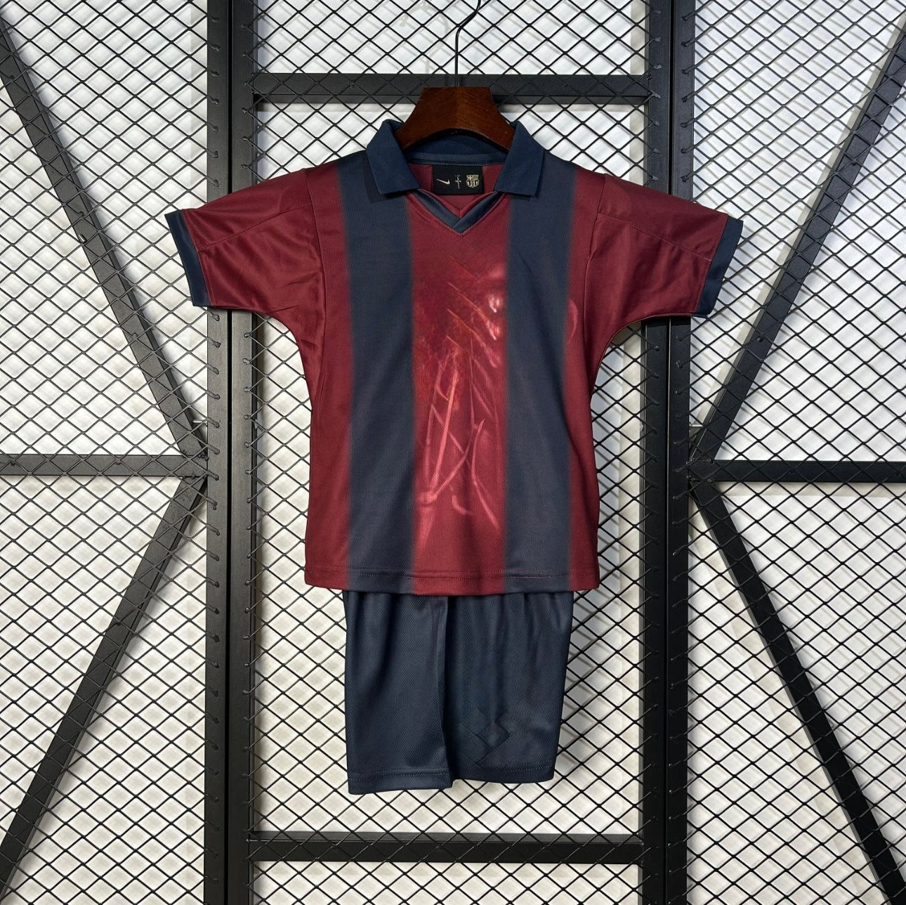 CULÉ TRAVIS SCOTT 25/26 CONJUNTO INFANTIL