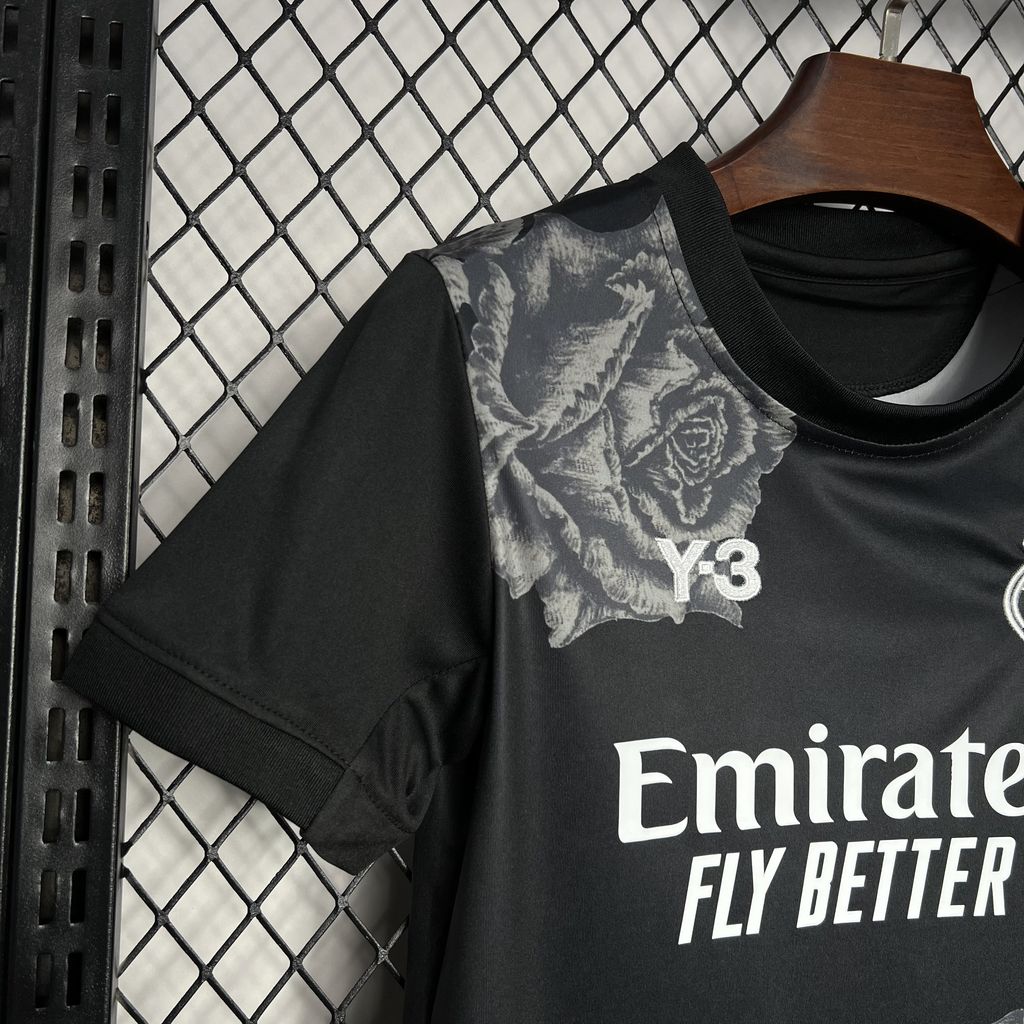 Conjunto Infantil Real Madrid Y3 Rose Edición Negra 2024/25