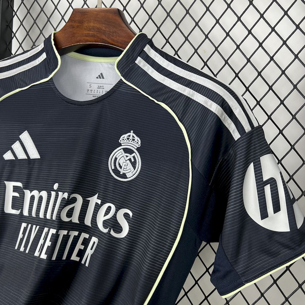 Camiseta Real Madrid alternativa 2025/26