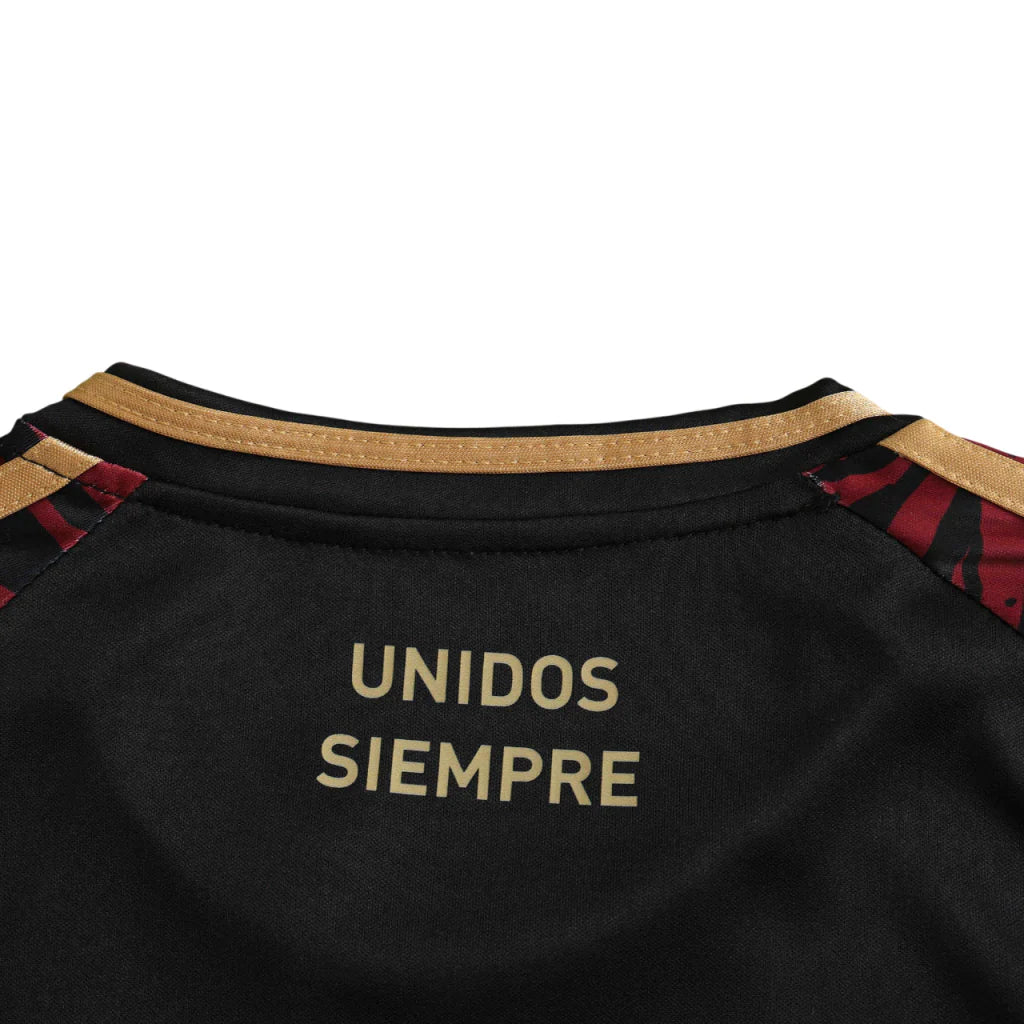 Conjunto infantil Selección Perú alternativa negra COPA DEL MUNDO 2026