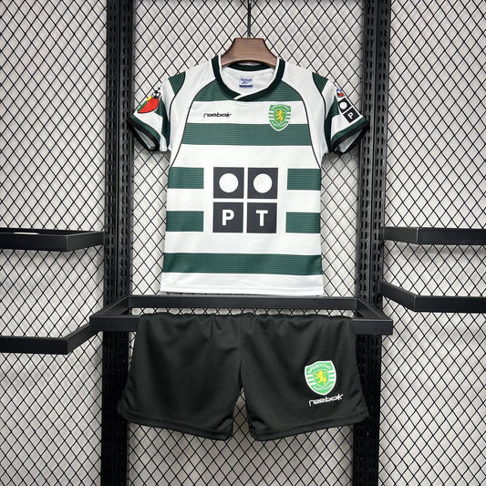 Conjunto infantil retro 2001/03