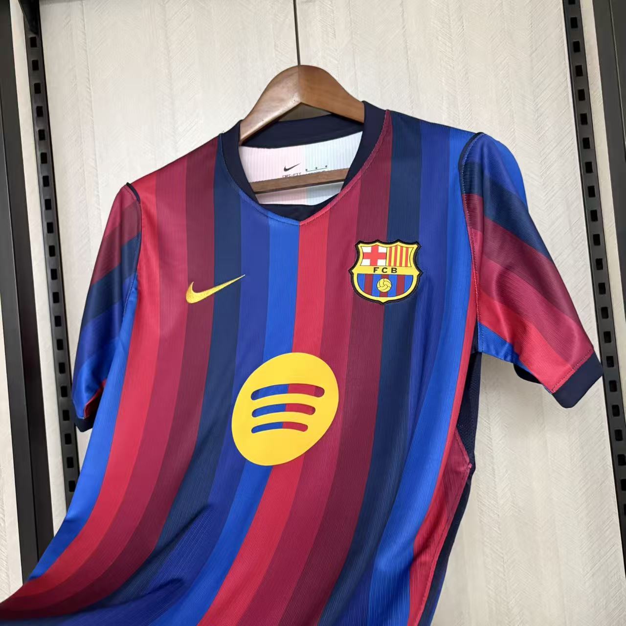 Camiseta Barcelona local azul y rojo 2026/27