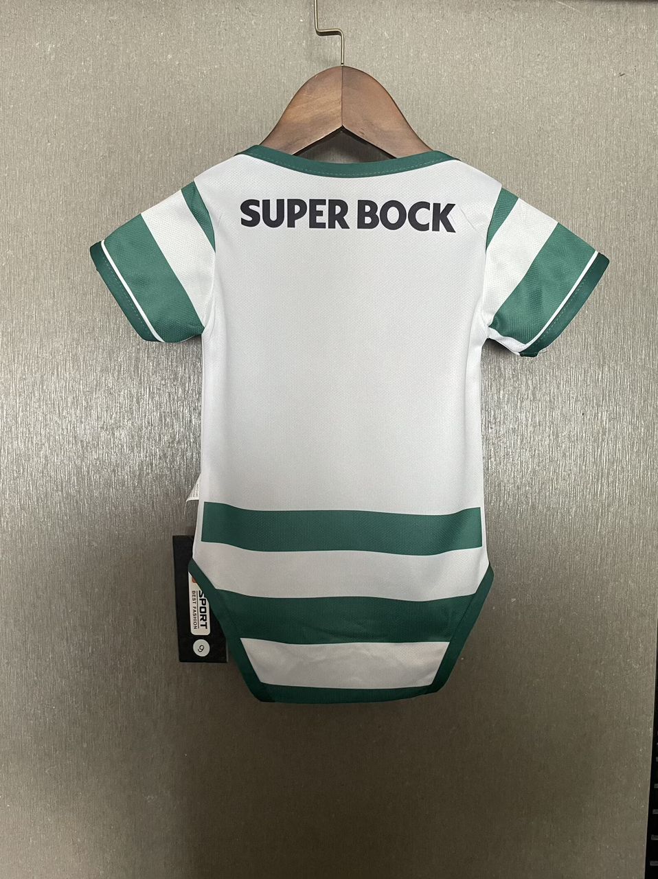 Body bebé S C P principal verde y blanco - 2025/26