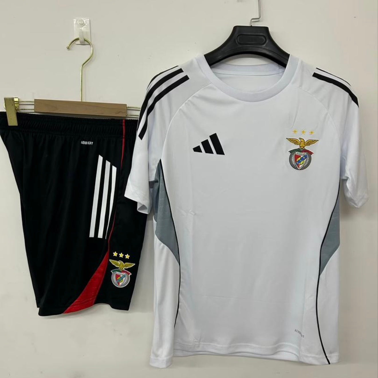 Conjunto de entrenamiento Adulto 2025/26 blanco