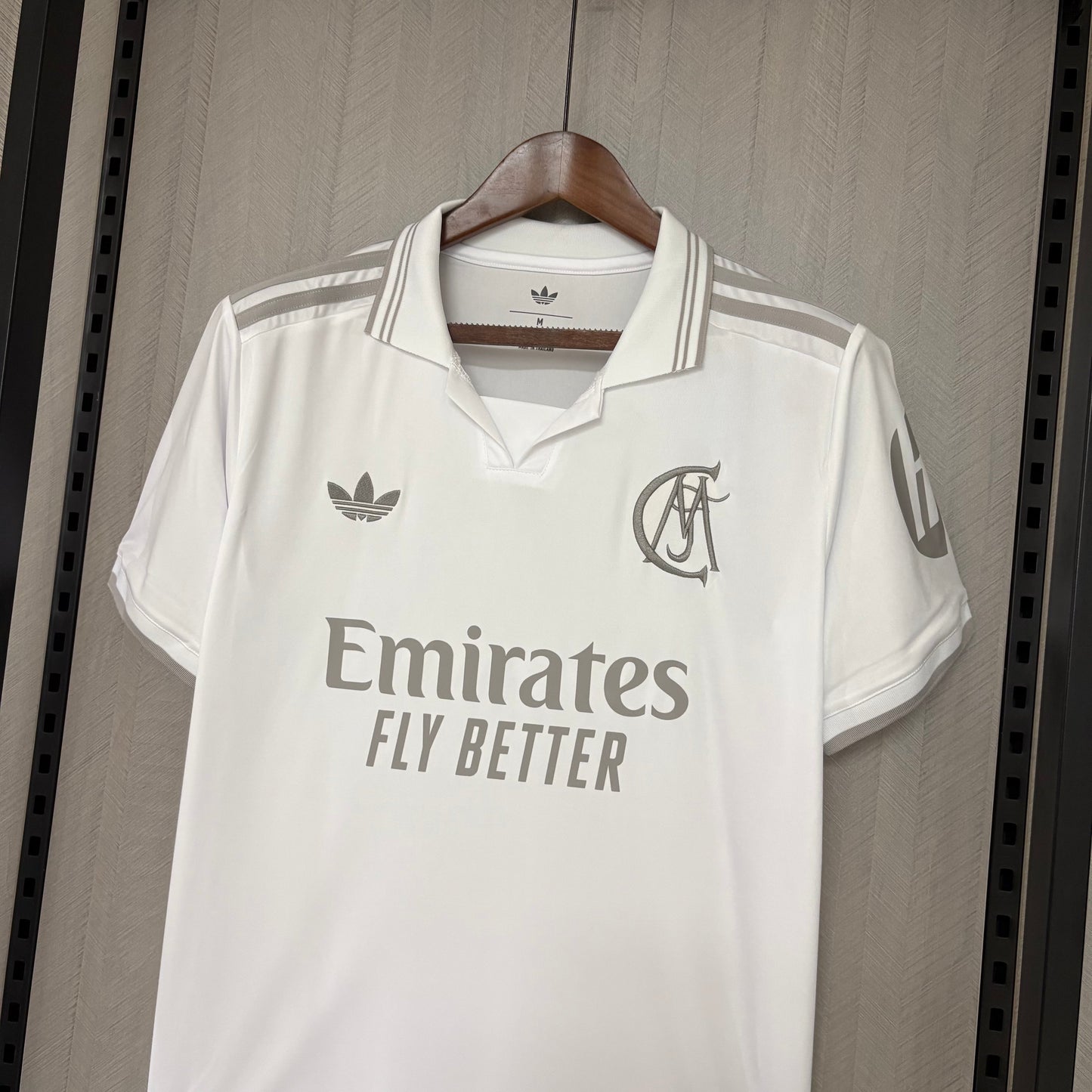 Camiseta Real Madrid especial aniversário blanca 2026/27