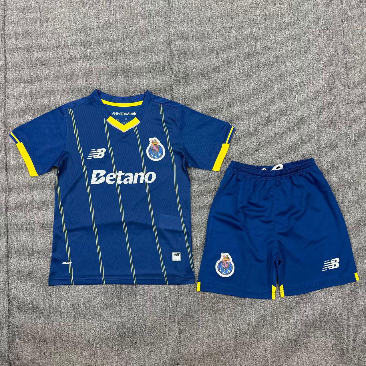 Conjunto infantil cuarta equipación 2025/26 azul